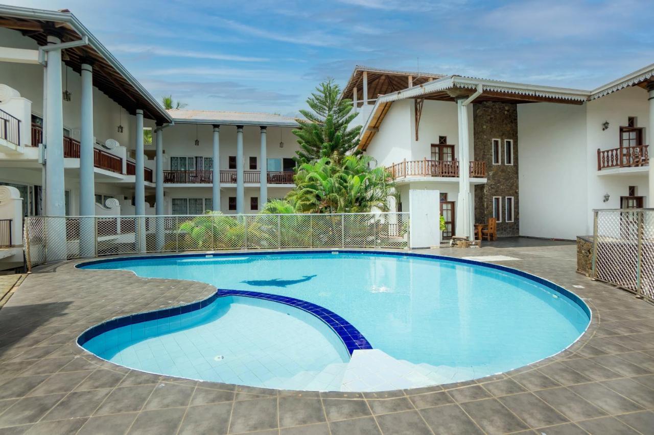 Hotel Neptune Bay Unawatuna Beach Екстериор снимка