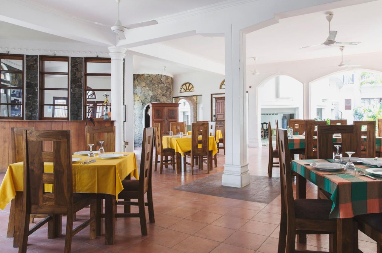 Hotel Neptune Bay Unawatuna Beach Екстериор снимка