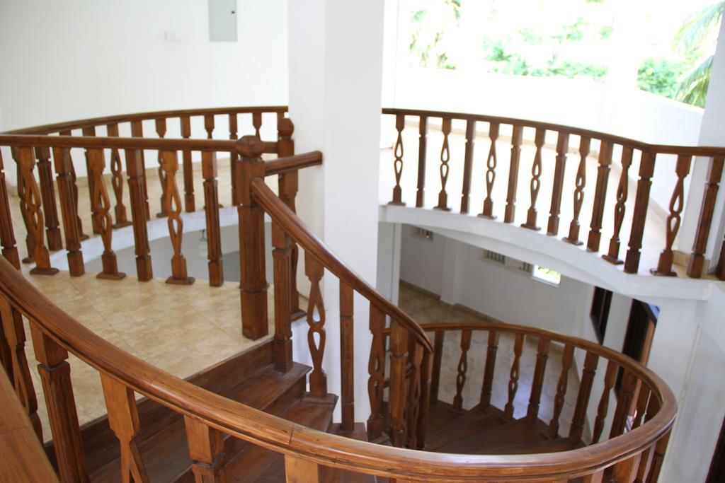 Hotel Neptune Bay Unawatuna Beach Екстериор снимка