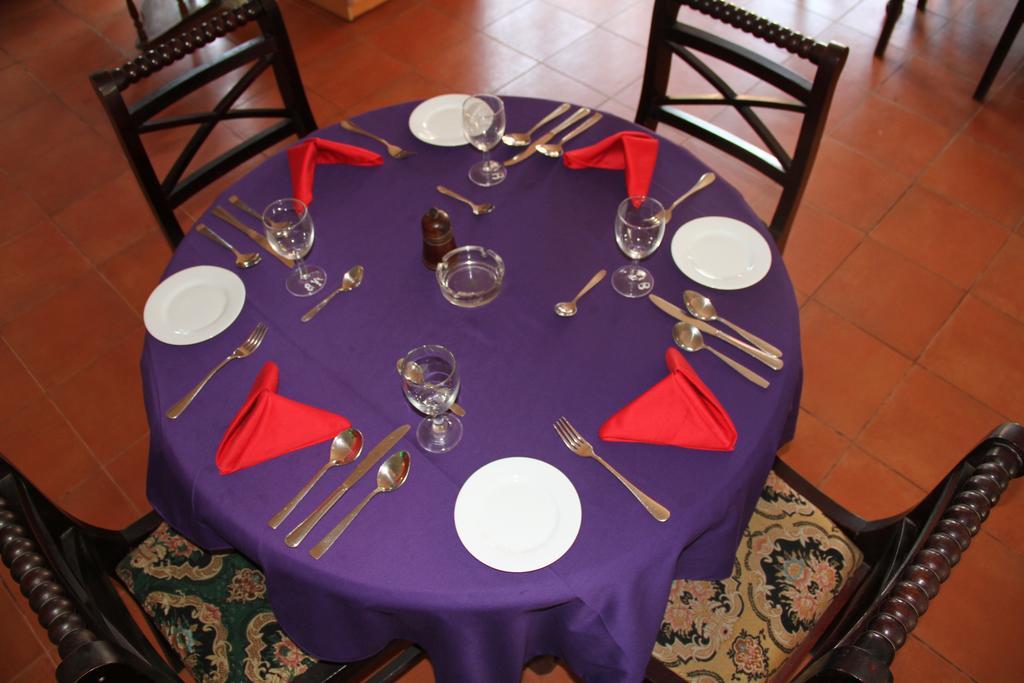 Hotel Neptune Bay Unawatuna Beach Екстериор снимка