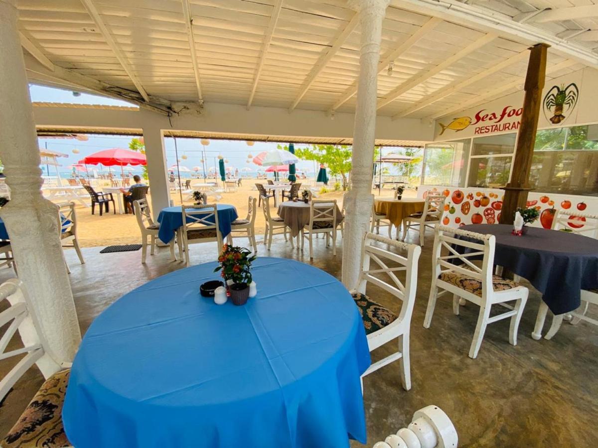 Hotel Neptune Bay Unawatuna Beach Екстериор снимка